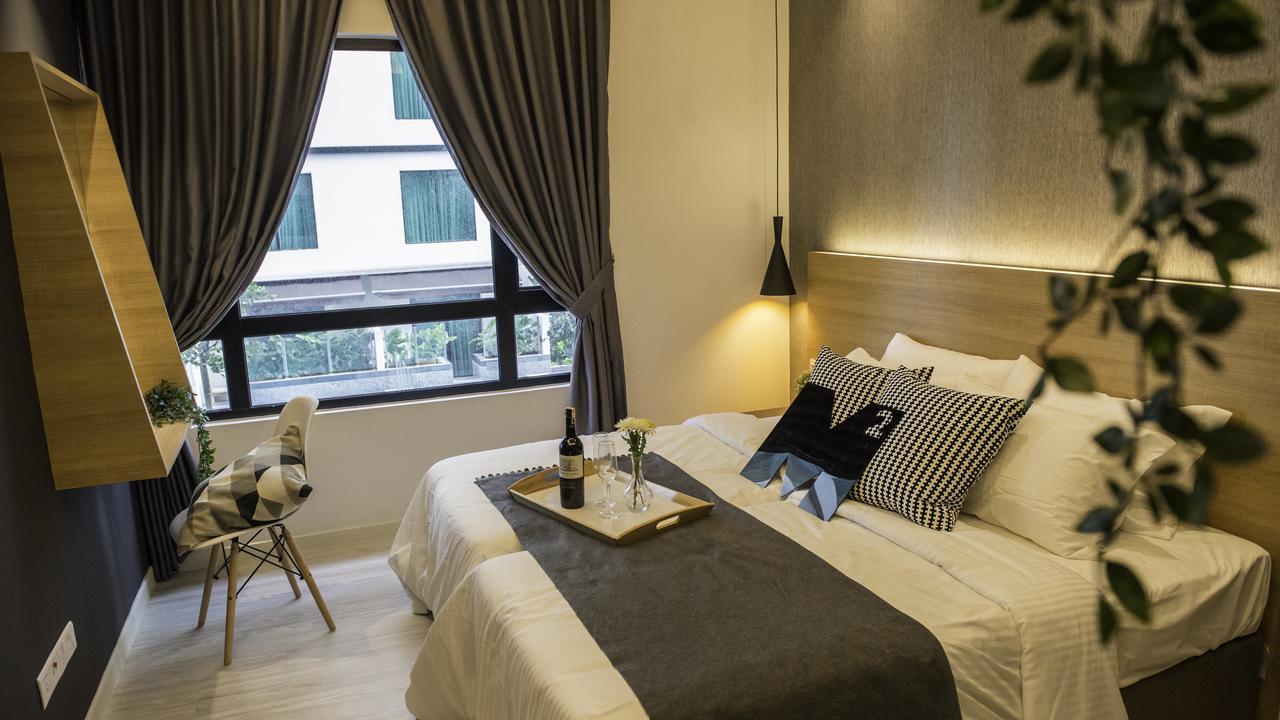 Suasana Private Suites By Subhome Johor Bahru Exterior photo