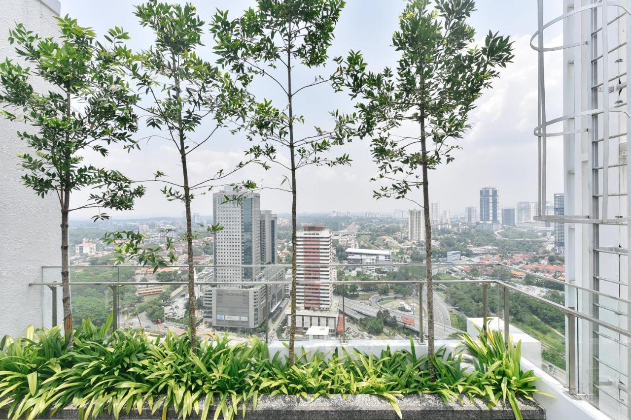 Suasana Private Suites By Subhome Johor Bahru Exterior photo